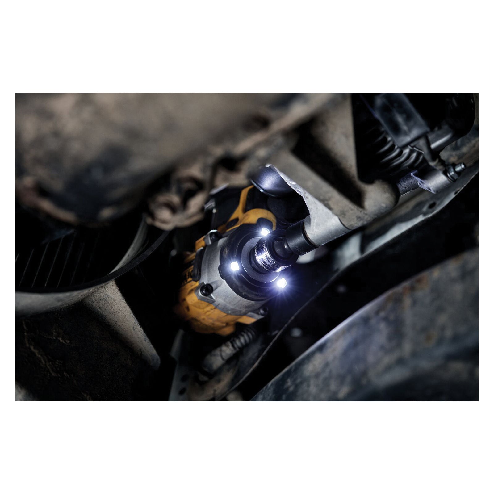 DeWALT® DCF923B Cordless Impact Wrench With Hog Ring Anvil Kit, 3/8 in, 3550 ipm, 450 ft-lb Torque, 20 V DC, 5 in OAL