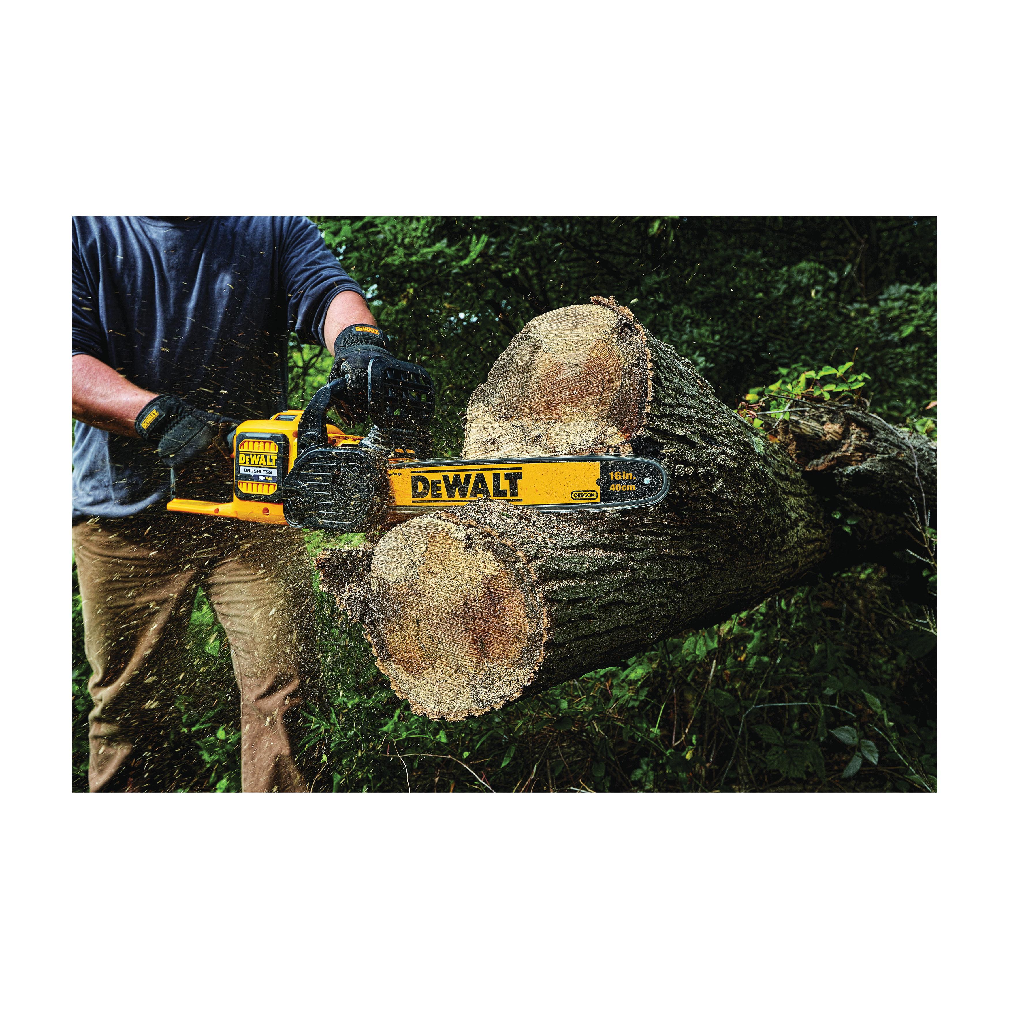 DeWALT® 60V MAX* FLEXVOLT™ DCCS670X1 Brushless Cordless Chain Saw, 0.043 in Bar/Chain, 16 in L Bar/Chain, 60 V, 3 Ah Li-Ion Battery