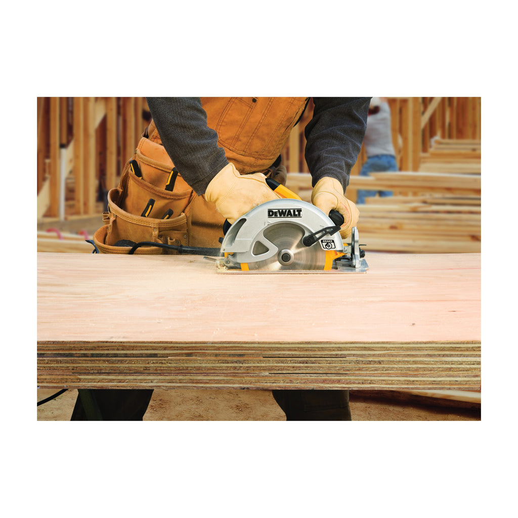 DeWALT® DWE575SB Lightweight Next Generation Circular Saw Kit, 7-1/4 in Dia Blade, 5/8 in Arbor/Shank, 1-7/8 in at 45 deg, 2-9/16 in 90 deg Cutting, Right Blade Side