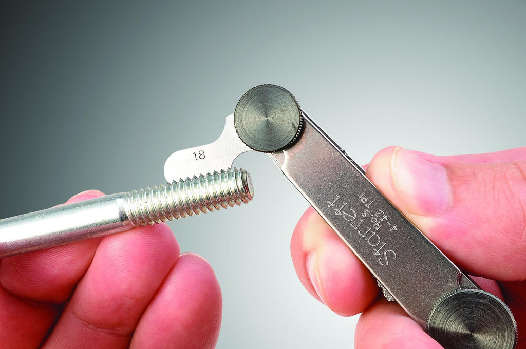 Starrett® 6 Screw Pitch Gage With Locking Device, 4 to 42 TPI Measuring, 30 Leaves, Steel